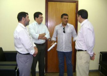 Secretário da Fazenda recebe diretores do Sindare e presidente da FENAFISCO