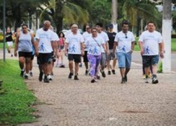 CAMINHADA DA SA?DE PROMOVIDA PELO SINDARE CONTOU COM A PRESEN?A DE FILIADOS E CONVIDADOS