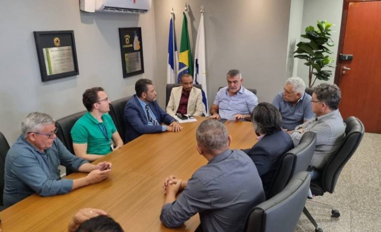 Em reunião proveitosa com presidente da ALETO, representantes das categorias do Teto Único quebra impasse e pressiona governo a cumprir compromisso