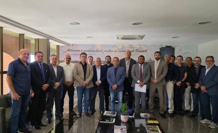 Comissão de representantes se reúne com o Governador: avanços, contraproposta e mobilização até segunda-feira