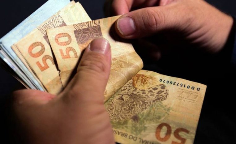 Servidores do Tocantins recebem salário de agosto nesta quarta-feira, 26